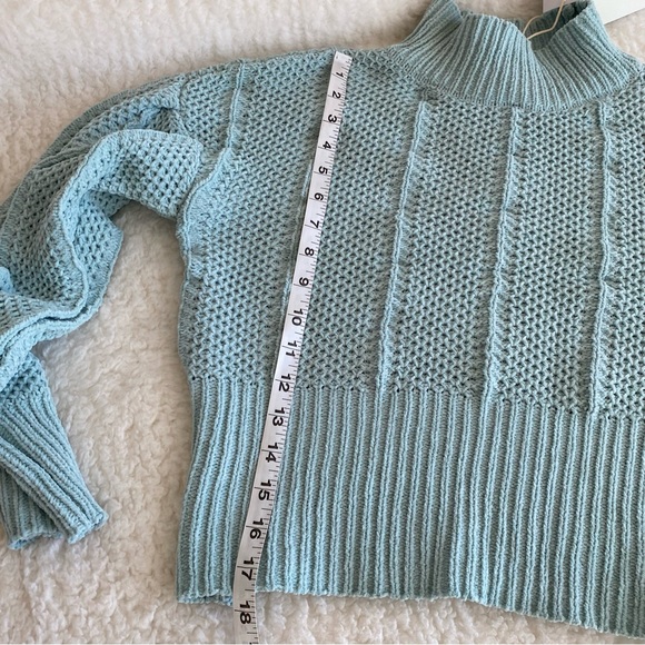 Generation K Womens Cropped Knit Sweater, Pastel Mint, Size M - Picture 8 of 10